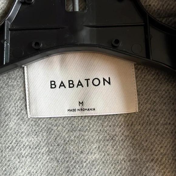 Aritzia - Babaton Stedman Coat in Grey - Picture 2 of 3